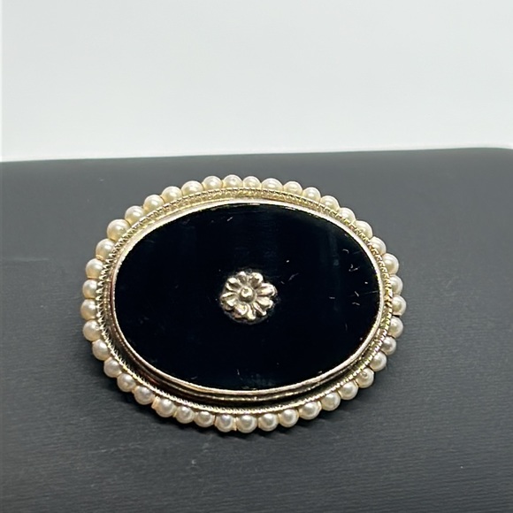 Victorian 10K White Gold Seed Pearl Black Onyx Mourning Brooch Pin - Picture 3 of 10